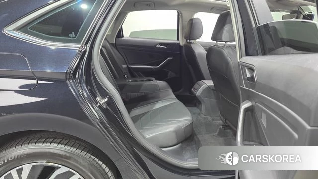 Volkswagen 7th Generation of Jetta 2021 Черный из Кореи, фото 2