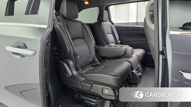 Honda Odyssey 2022 Серый из Кореи, фото 2