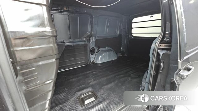Hyundai Staria 2022 Серый из Кореи, фото 2