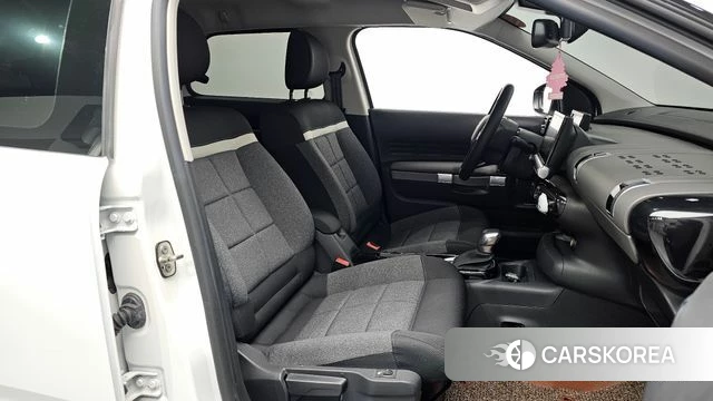 Citroen / DS C4 Cactus 2021 Белый из Кореи, фото 2