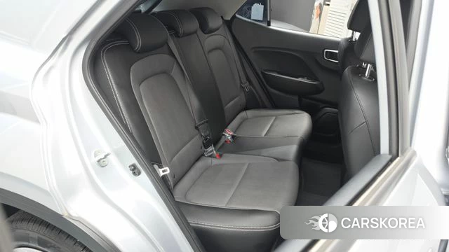 Hyundai Venue 2022 Серебряный из Кореи, фото 2