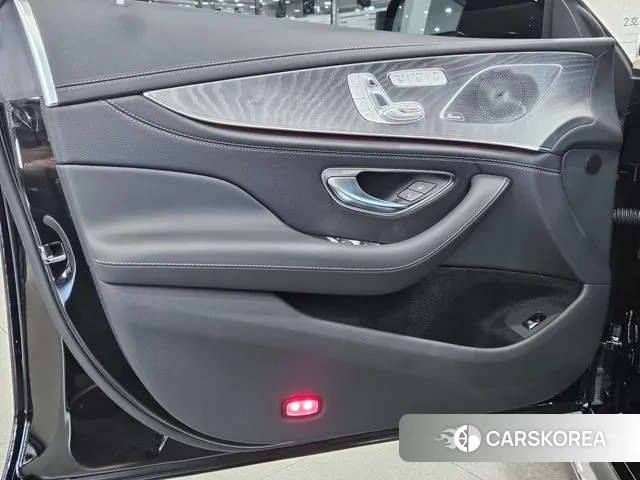 Mercedes-Benz AMG GT 2025 Черный из Кореи, фото 2