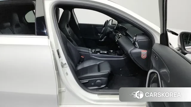 Mercedes-Benz A-Class W177 2020 Белый из Кореи, фото 2