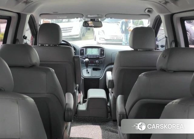 Hyundai The New Grand Starex 2018 Серебристо-серый из Кореи, фото 2