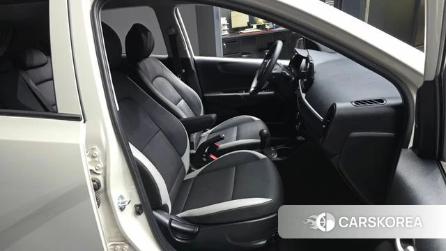 Kia Morning Urban (JA) 2023 Жемчужный цвет из Кореи, фото 2