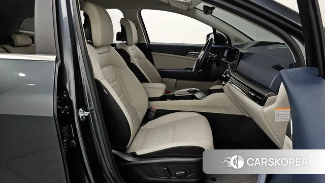 Kia The New Sportage 5th Generation Hybrid 2025 Серый из Кореи, фото 2