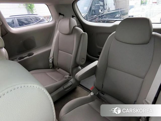 Kia The New Carnival 2019 Серебряный из Кореи, фото 2