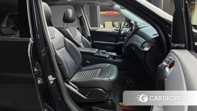 Mercedes-Benz GLE - Class W166 2018 Черный из Кореи, фото 2