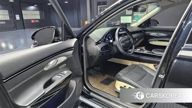 Genesis GV70 2021 Черный из Кореи, фото 2