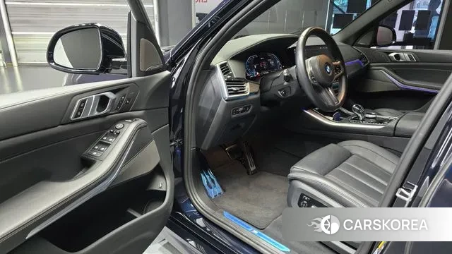 BMW X5 (G05) 2021 Черный из Кореи, фото 2