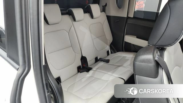 Kia The New Kia Ray 2023 Белый из Кореи, фото 2