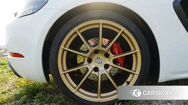 Porsche 718 Boxster 2023 Белый из Кореи, фото 2