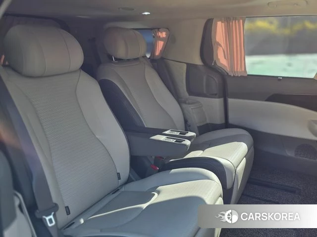 Kia The New Carnival 4th Generation 2024 Цвет галактики из Кореи, фото 2