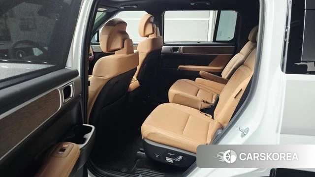 Hyundai Santa Fe (MX5) 2025 Белый из Кореи, фото 2