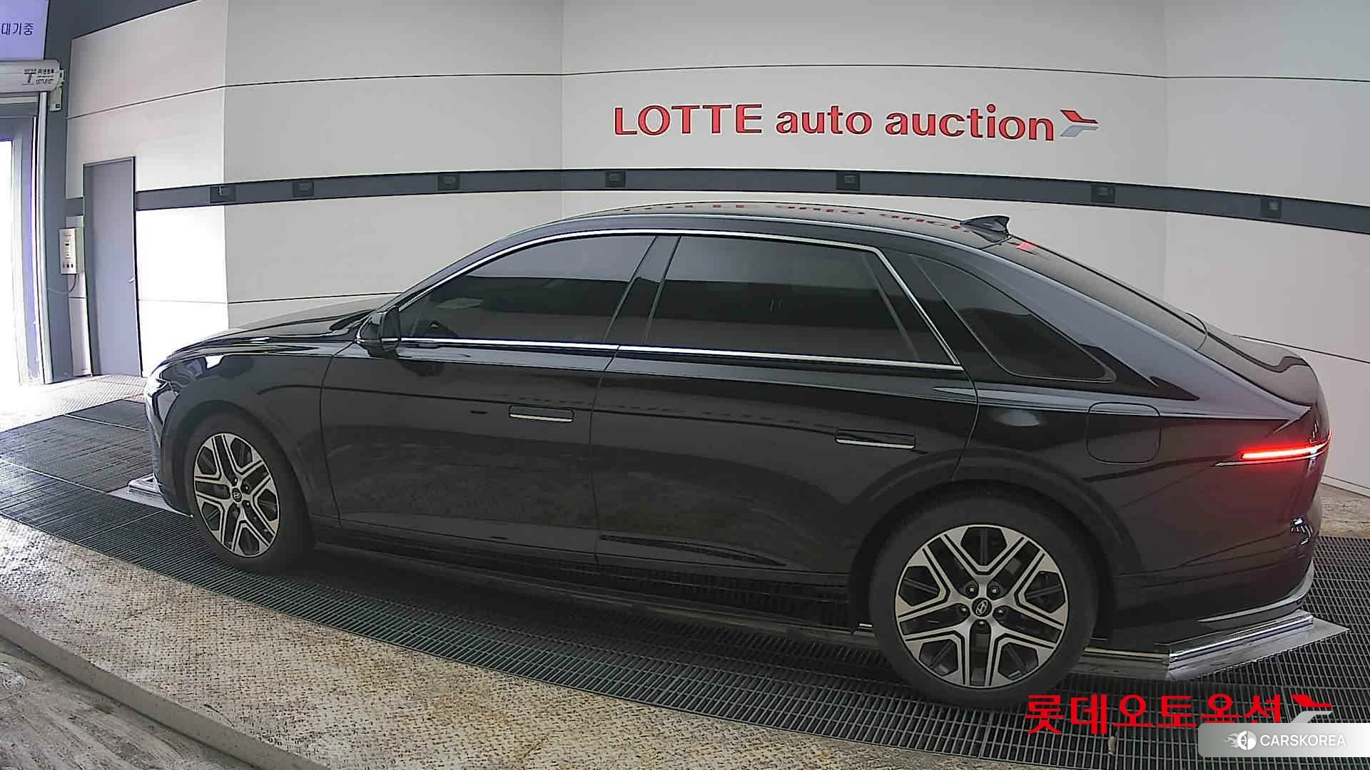 Hyundai Grandeur 2023 Abyss Black Pearl из Кореи, фото 2