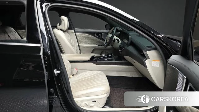 Kia K8 Hybrid 2023 Черный из Кореи, фото 2