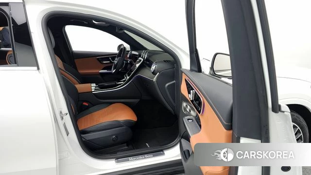 Mercedes-Benz GLC-Class X254 2025 Белый из Кореи, фото 2