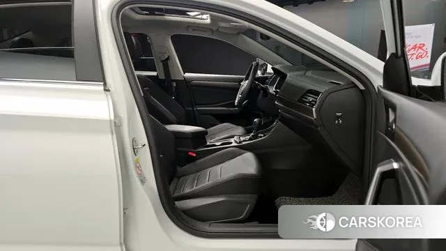 Volkswagen 7th Generation of Jetta 2021 Белый из Кореи, фото 2