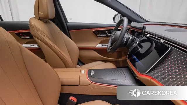 Mercedes-Benz E-Class W214 2024 Черный из Кореи, фото 2