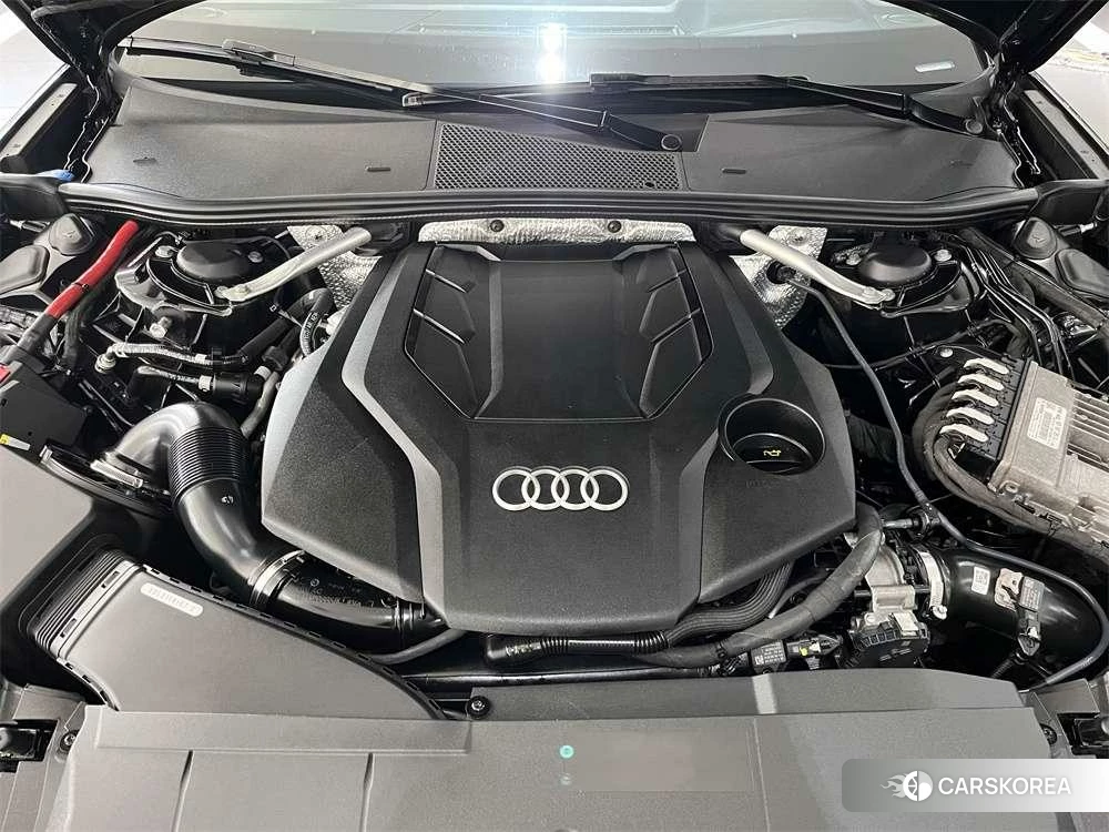 Audi A6L 2020 Черный из Китая, фото 2