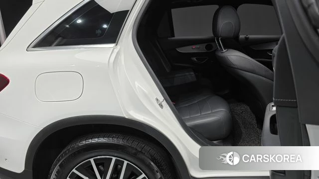 Mercedes-Benz GLC-Class X253 2021 Белый из Кореи, фото 2