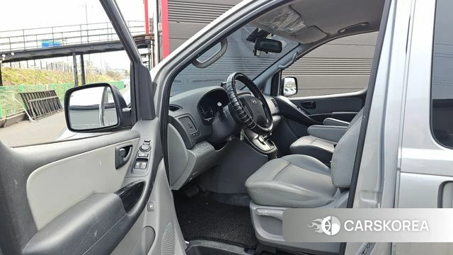 Hyundai The New Grand Starex 2018 Серебристо-серый из Кореи, фото 2