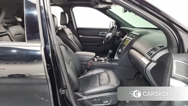Ford Explorer 2018 Черный из Кореи, фото 2