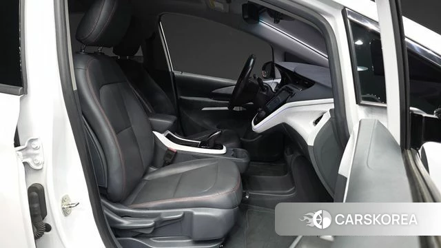 Chevrolet (GM Daewoo) Bolt EV 2018 Белый из Кореи, фото 2