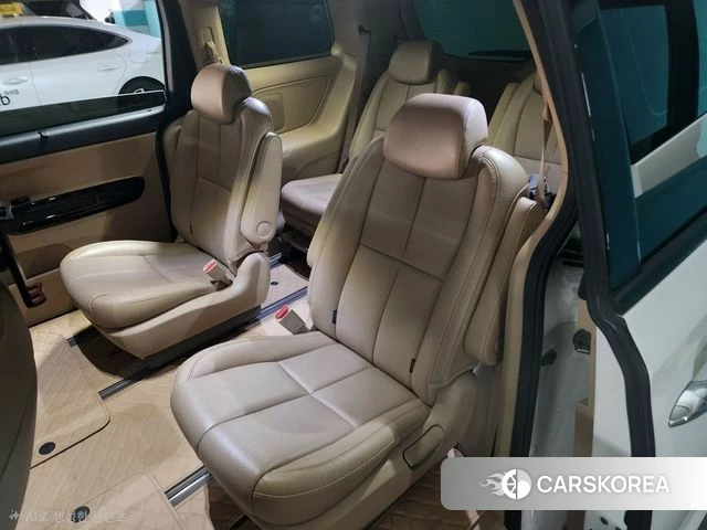 Kia The New Carnival 2018 Белый из Кореи, фото 2