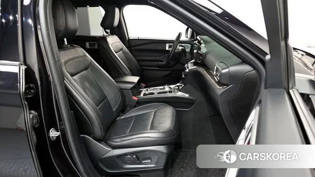 Ford Explorer 6th Generation 2020 Черный из Кореи, фото 2