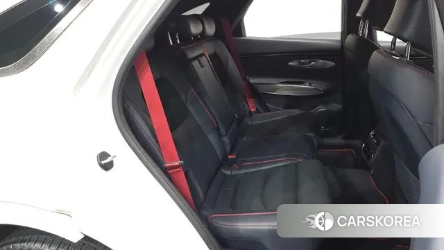 Genesis GV70 2021 Белый из Кореи, фото 2