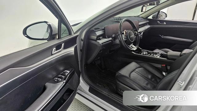 Kia The New K5 3rd generation 2024 Светло-серебряный цвет из Кореи, фото 2