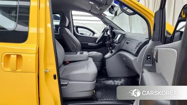 Hyundai The New Grand Starex 2021 Желтый из Кореи, фото 2