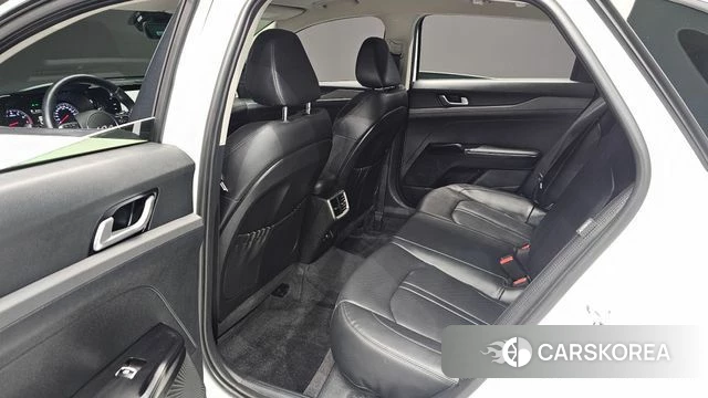 Kia K5 3rd generation 2022 Белый из Кореи, фото 2