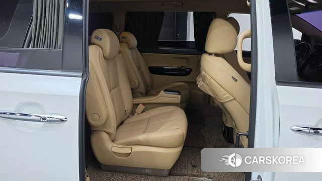 Kia The New Carnival 2018 Белый из Кореи, фото 2