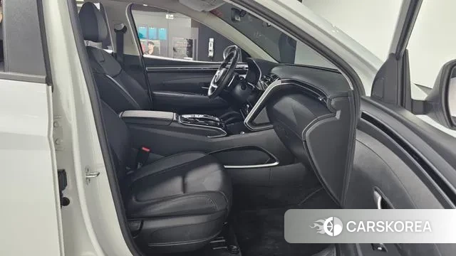 Hyundai Tucson (NX4) 2021 Белый из Кореи, фото 2