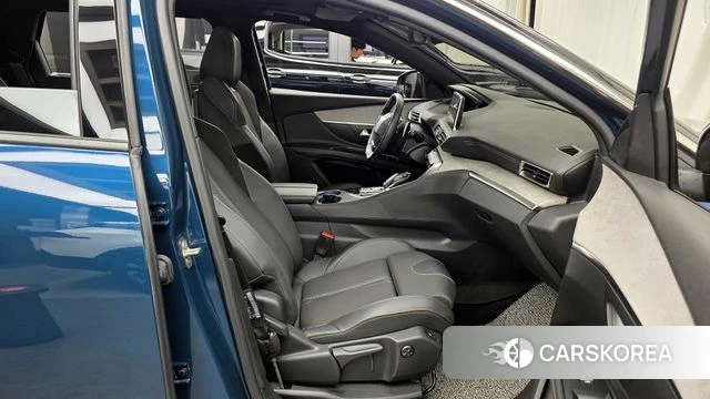 Peugeot 5008 second generation 2022 Синий из Кореи, фото 2