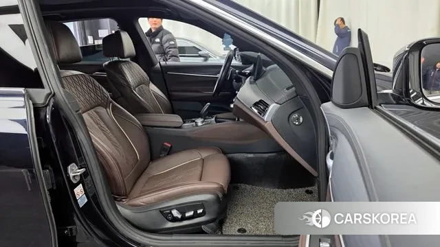 BMW 6 Series GT (G32) 2021 Черный из Кореи, фото 2