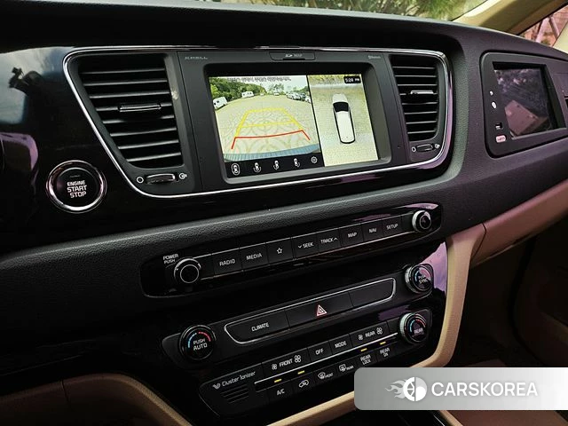 Kia The New Carnival 2018 Черный из Кореи, фото 2