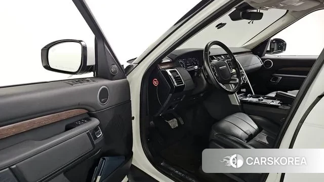 Land Rover Discovery 5 2019 Белый из Кореи, фото 2