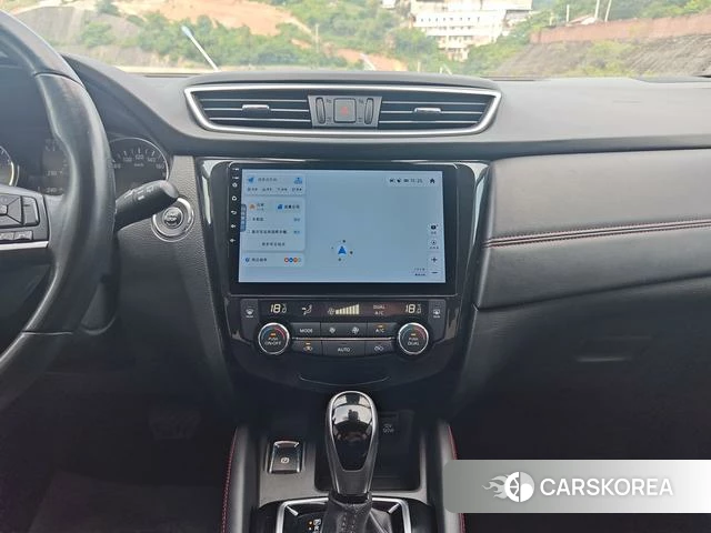 Nissan Qashqai 2022 Белый из Китая, фото 2