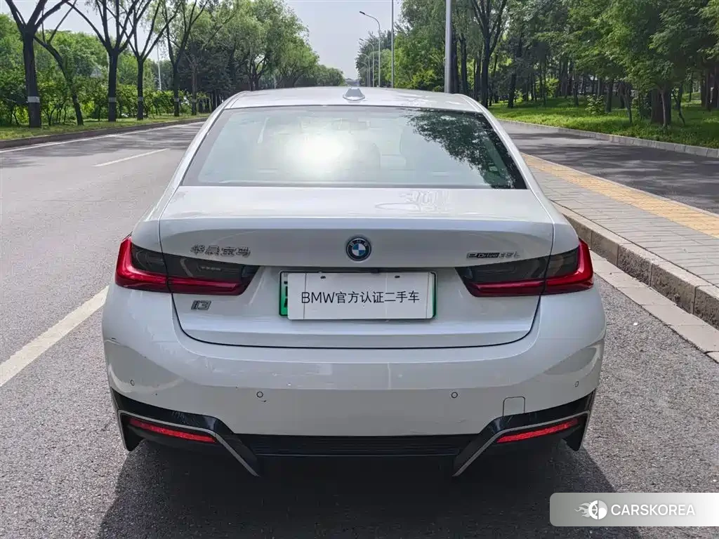 BMW i3 2023 Белый из Китая, фото 2