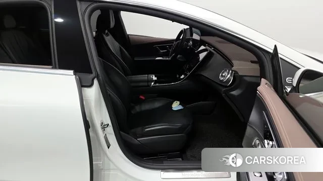 Mercedes-Benz EQE V295 2022 Белый из Кореи, фото 2