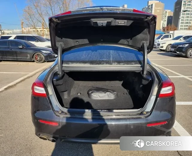 Maserati Quattroporte 2021 Черный из Кореи, фото 2