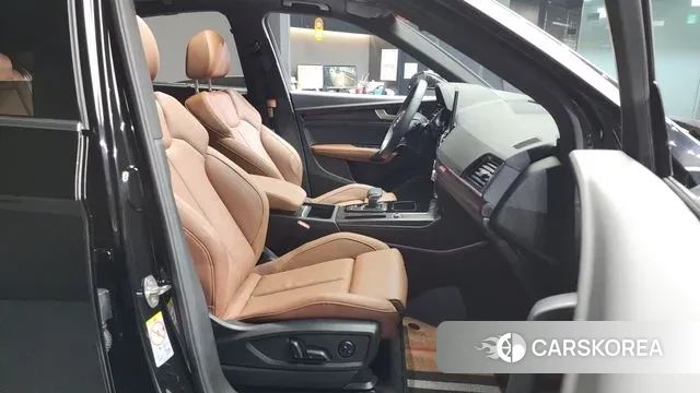 Audi Q5 (FY) 2022 Черный из Кореи, фото 2