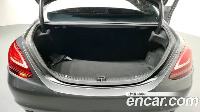 Mercedes-Benz C-Class W205 2019 Серый из Кореи, фото 2