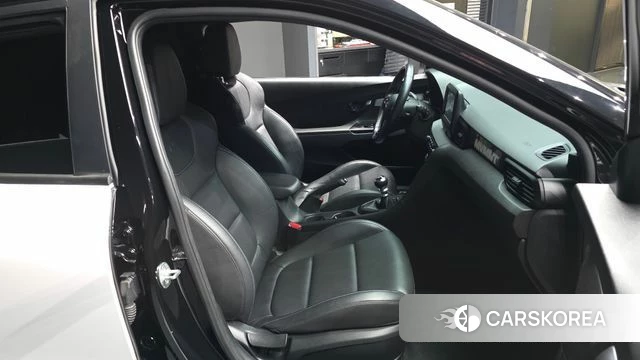 Hyundai Veloster (JS) 2019 Жемчужный цвет из Кореи, фото 2