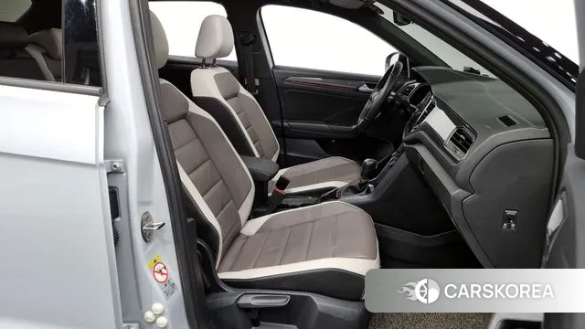 Volkswagen T-Roc 2022 Белый из Кореи, фото 2