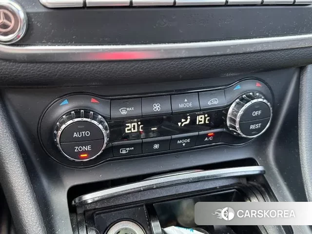 Mercedes-Benz CLA-Class C117 2018 Белый из Кореи, фото 2