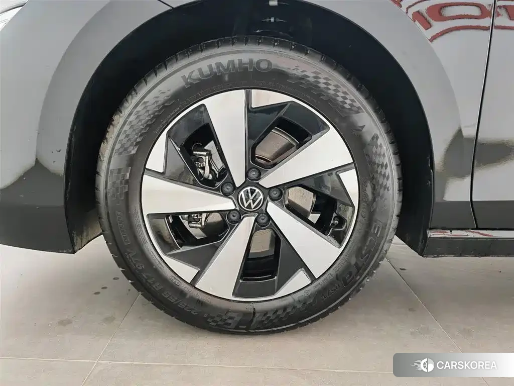 Volkswagen Magotan 2026 Черный из Китая, фото 2